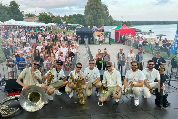 Bonanza Brass Band rozgrzał publiczność podczas Dni Wędzonej Sielawy