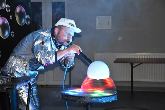 Magia baniek mydlanych w Ośrodku Kultury – relacja z wydarzenia