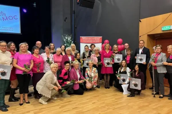 30-lecie Klubu Amazonek w Międzychodzie – jubileusz pełen wspomnień i muzyki