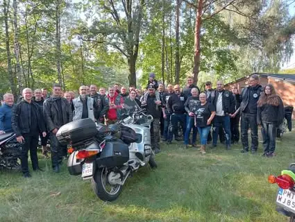 Hard Ass Challenge w powiecie międzychodzkim – motocykliści z Junaka i burmistrzowie na trasie