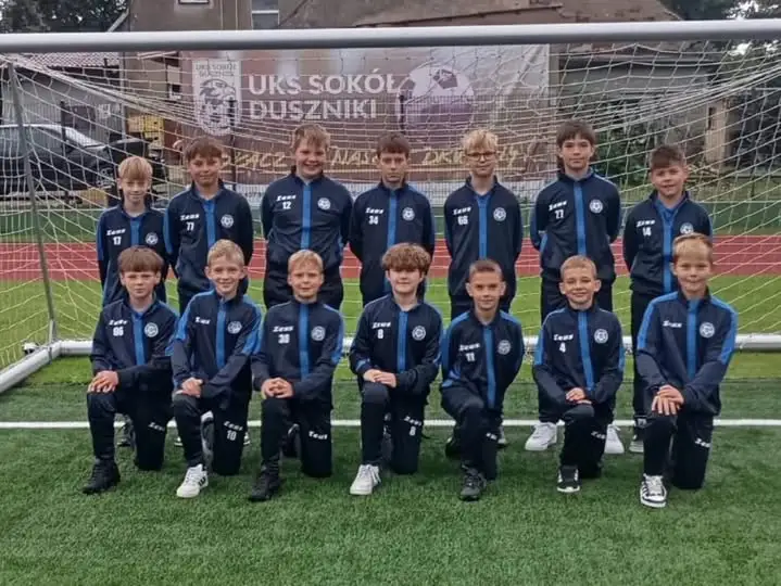 Remis 5:5 w Dusznikach! Sokół odrobił trzy gole straty w meczu z Wartą Międzychód