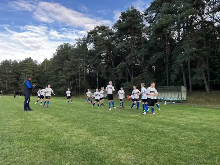 Młodzik D2 z Akademii Warty Międzychód rozegrał sparing z Wartą Sieraków